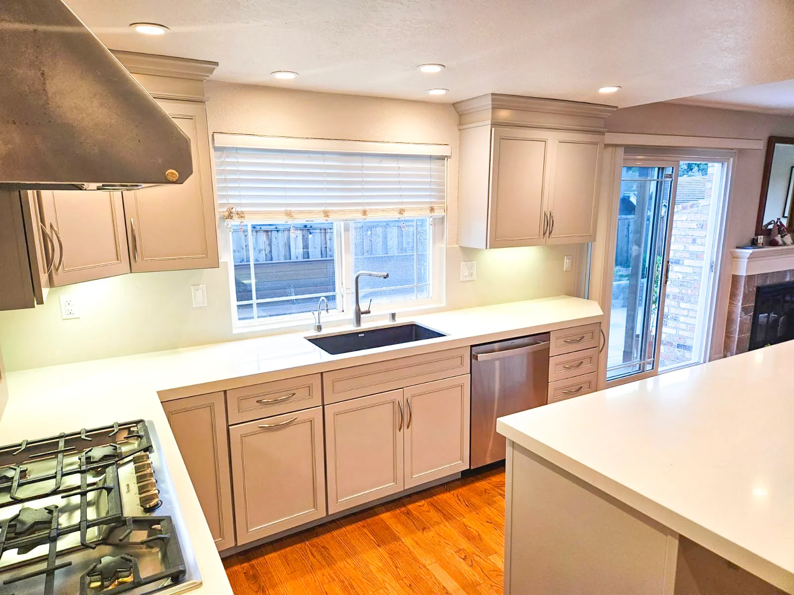 Refinished Bay Area kitchen by Endure Painting